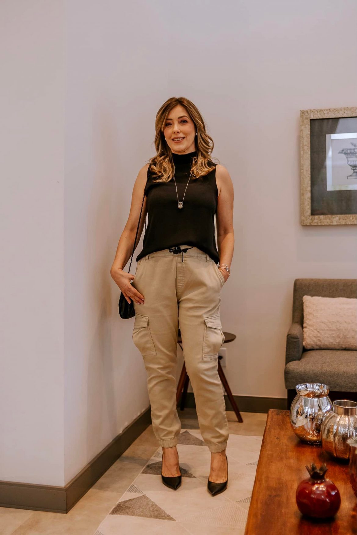 Meu look : Calça cargo + scarpin
