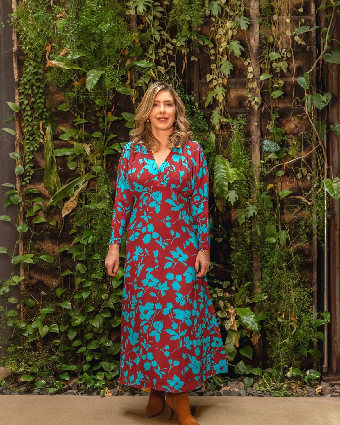 Vestido midi sempre elegante